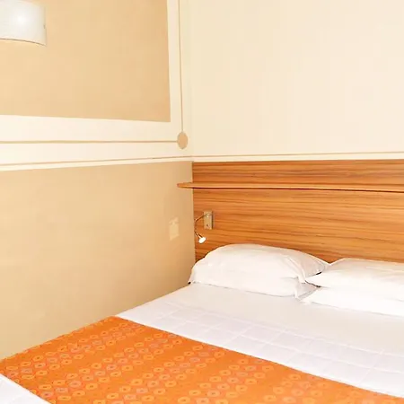 Hotel Amadeus-3